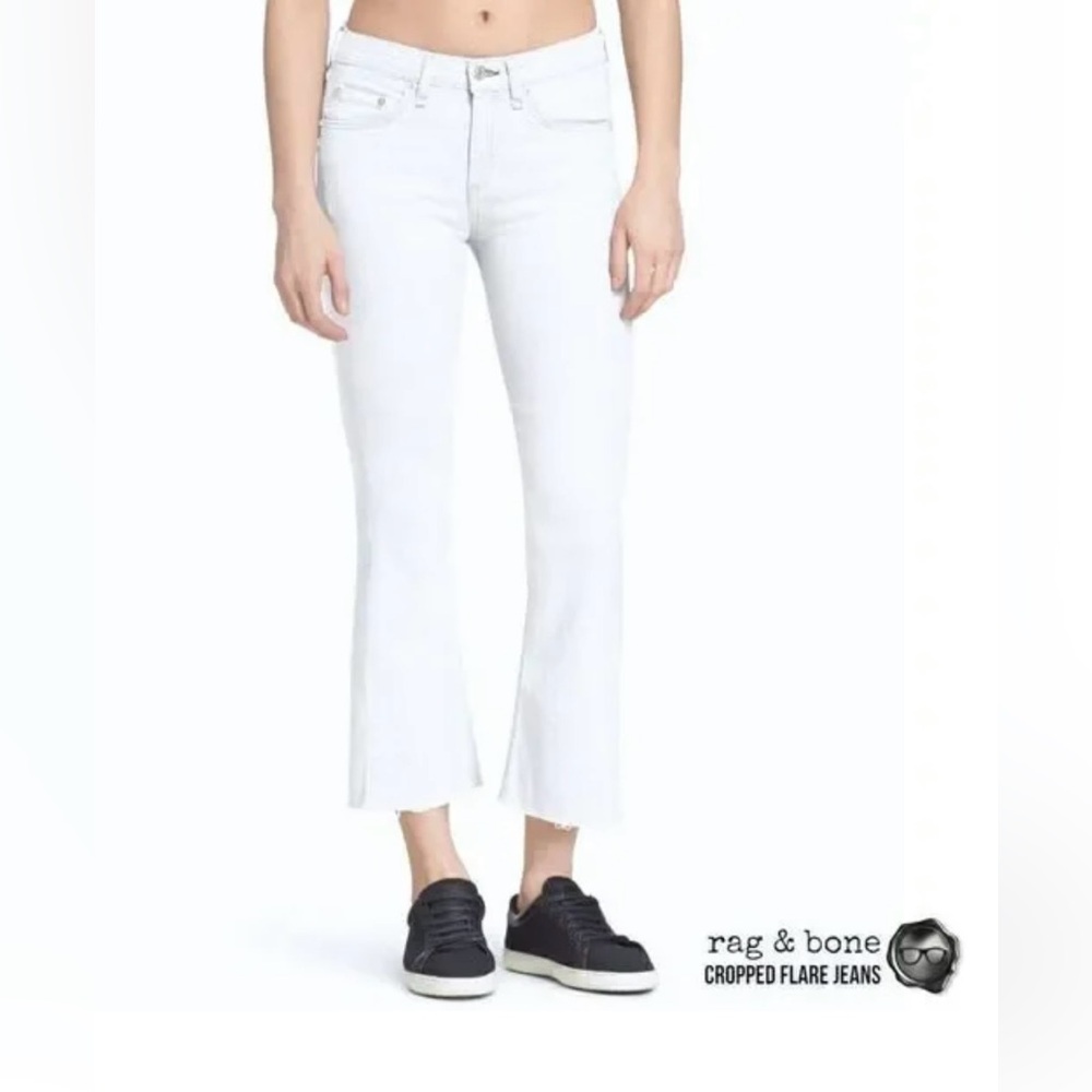 Rag & Bone Bright White Crop Flare Frayed Hem
Stretch Denim Jeans Size 26